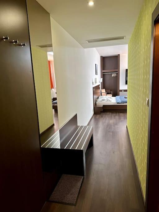 Apartman Priamo Na Hlavnej Ulici 科希策 外观 照片